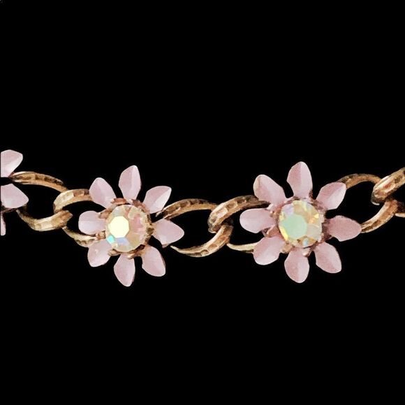 Vintage enamel lavender metal flower ab crystal  floral link necklace 15” - Picture 6 of 14